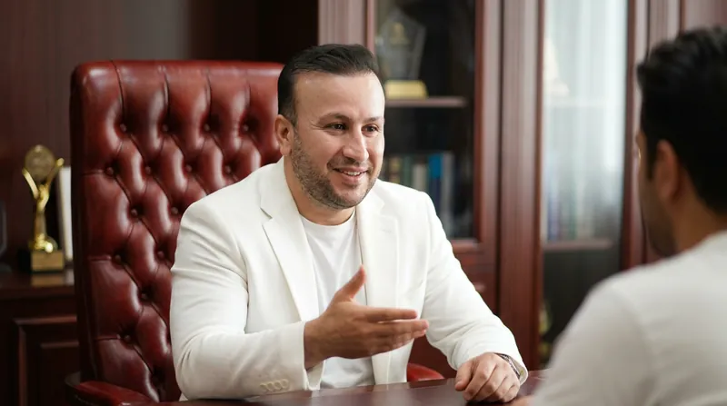 آیا ساکشن شکم عوارض دارد؟ بررسی عوارض لیپوساکشن شکم 6 دکتر-محمد-جواد-باقری